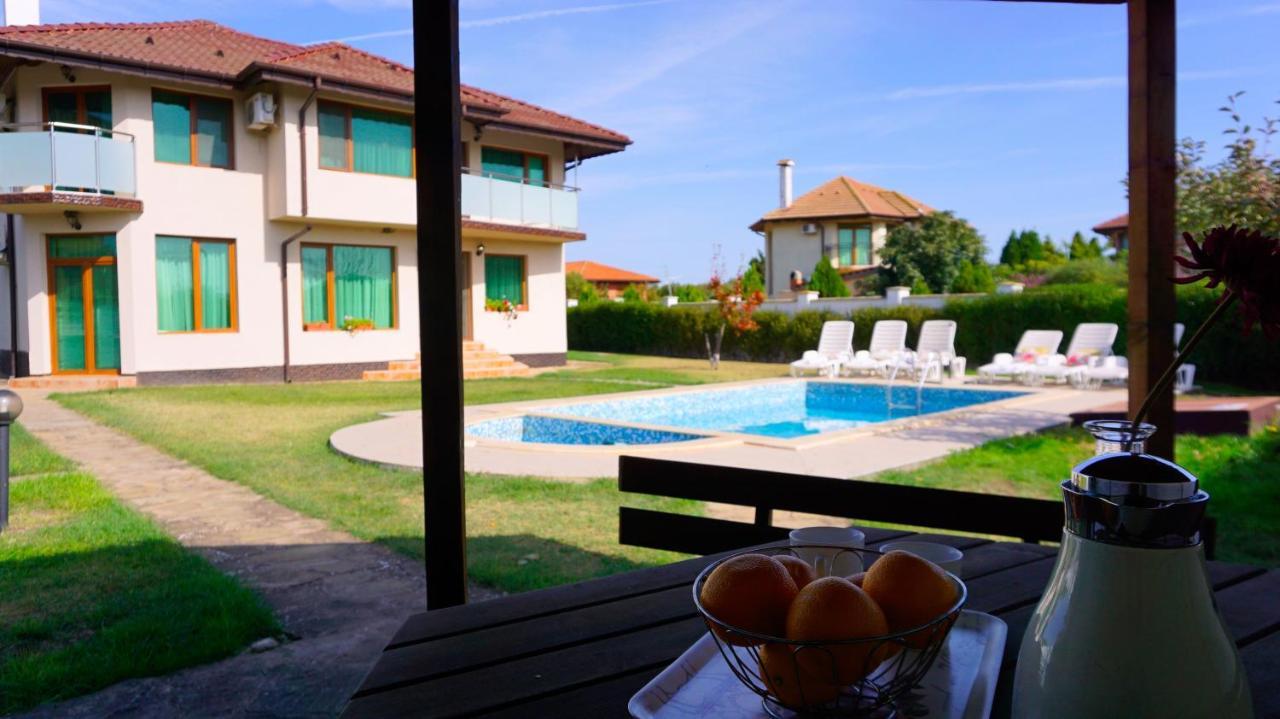 Вила Помело - Family Villa Pomelo Bŭlgarevo 외부 사진