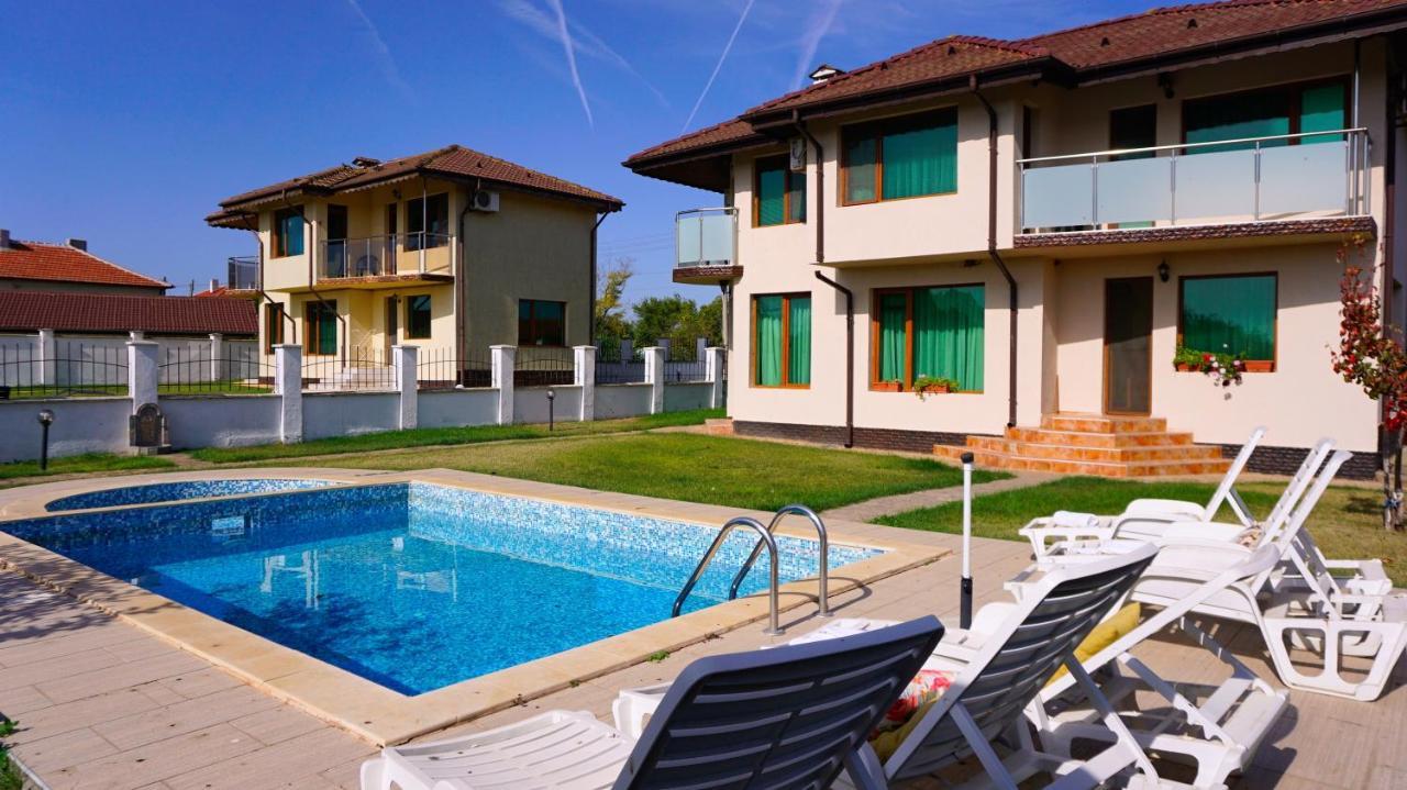 Вила Помело - Family Villa Pomelo Bŭlgarevo 외부 사진