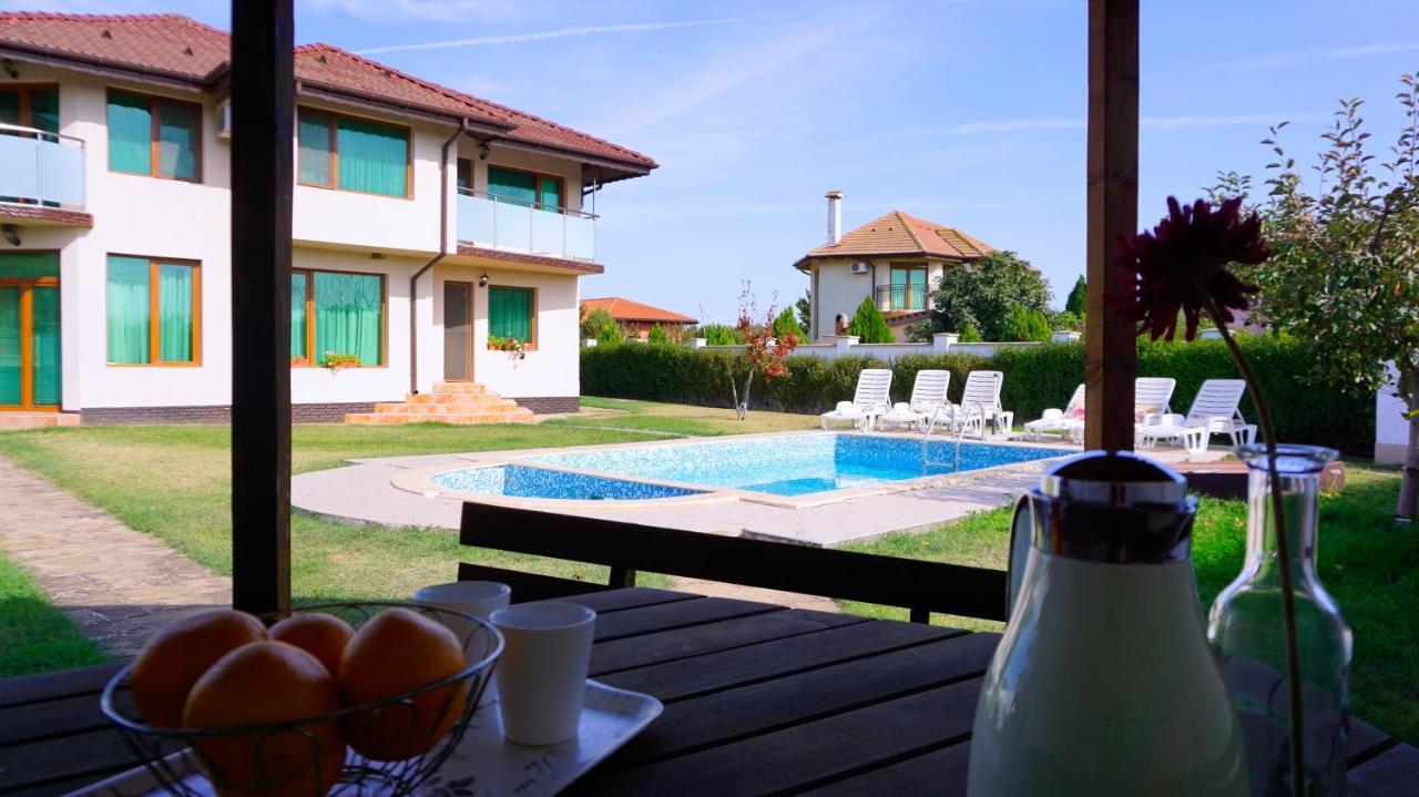 Вила Помело - Family Villa Pomelo Bŭlgarevo 외부 사진