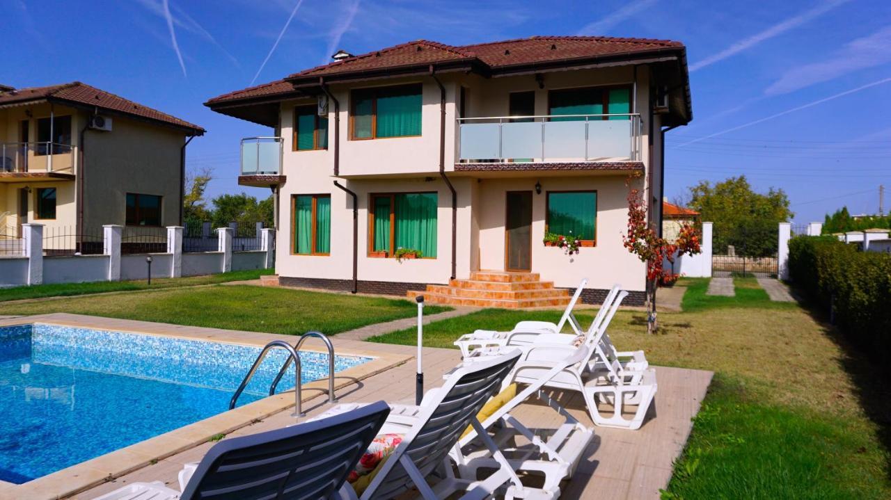 Вила Помело - Family Villa Pomelo Bŭlgarevo 외부 사진