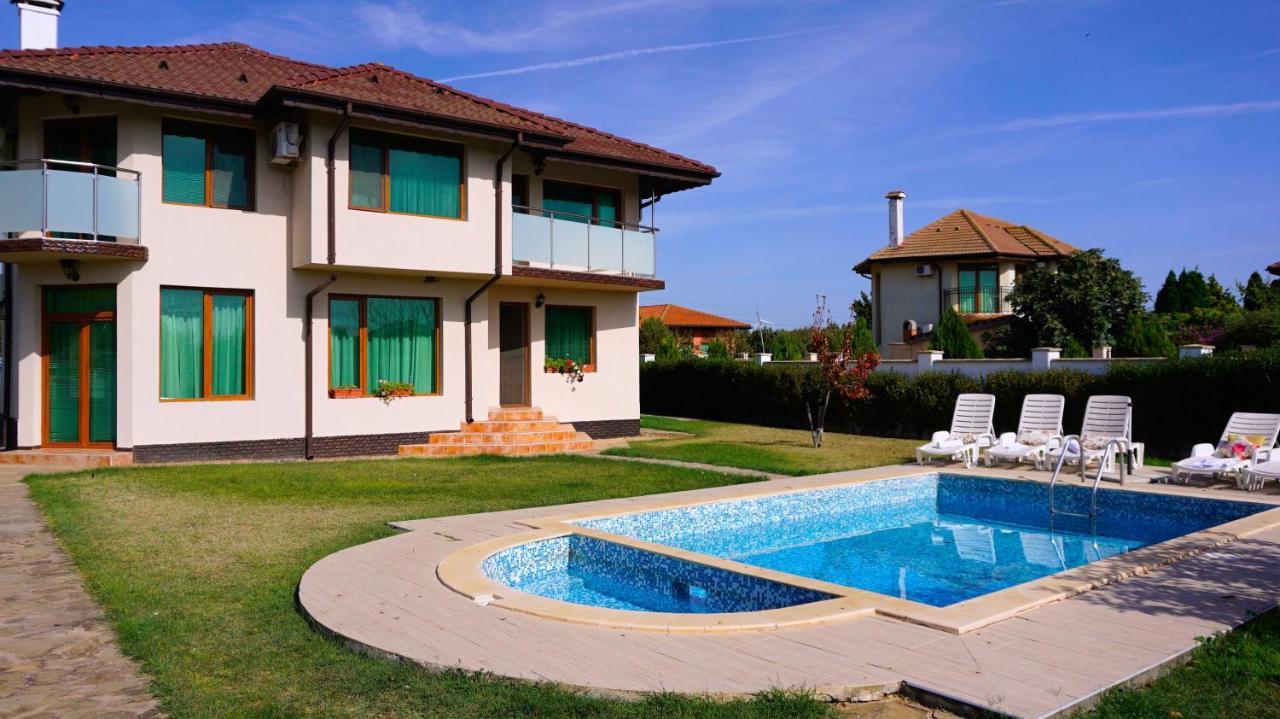 Вила Помело - Family Villa Pomelo Bŭlgarevo 외부 사진