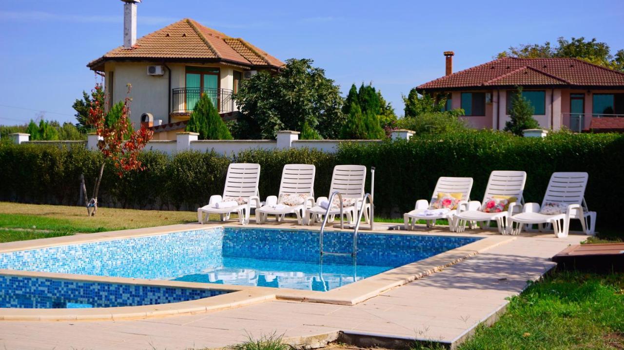 Вила Помело - Family Villa Pomelo Bŭlgarevo 외부 사진