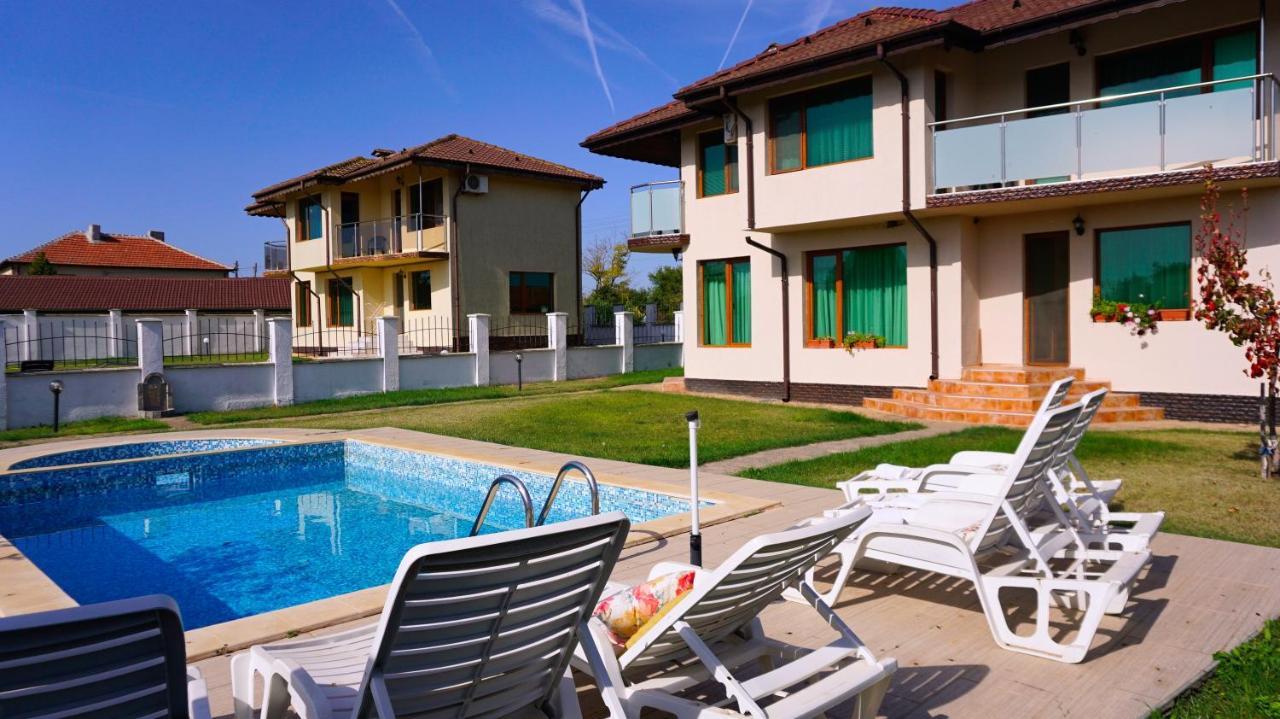 Вила Помело - Family Villa Pomelo Bŭlgarevo 외부 사진