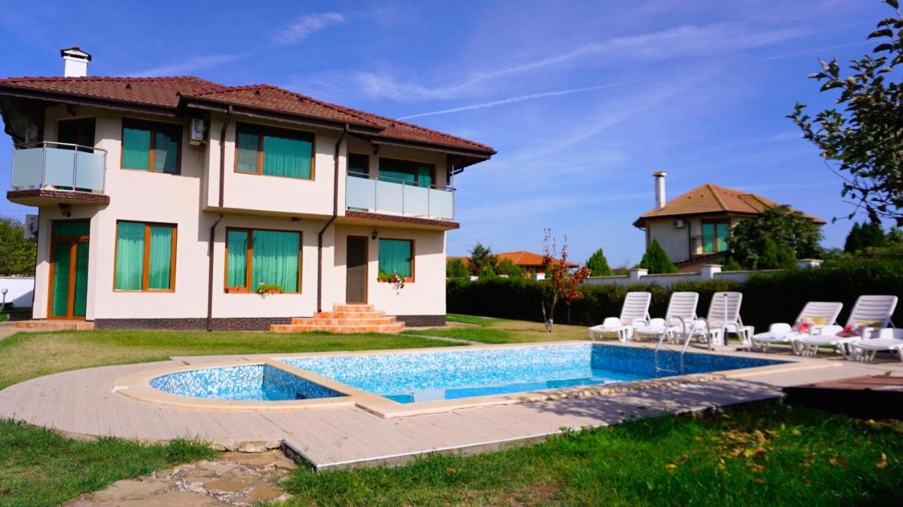 Вила Помело - Family Villa Pomelo Bŭlgarevo 외부 사진