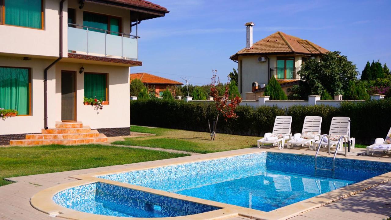 Вила Помело - Family Villa Pomelo Bŭlgarevo 외부 사진